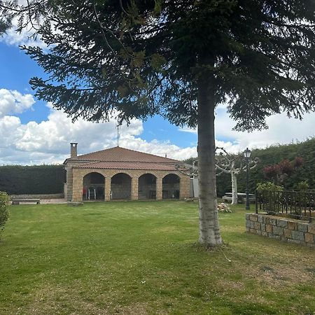 Casa Rural El Cordel La Serrada Екстериор снимка
